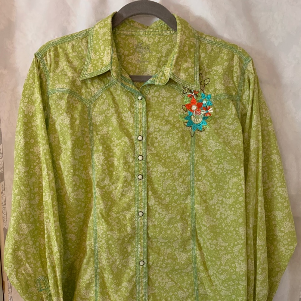 XL Green flowered embroidered western shirt